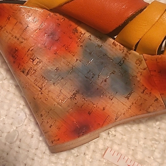 ⭐ $5 ⭐ Y2K Platform Wedge Sandals Size 37 (fits 6 too) - Picture 10 of 10